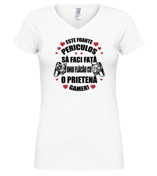  model  pe tricou