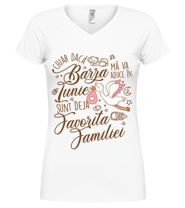  model  pe tricou
