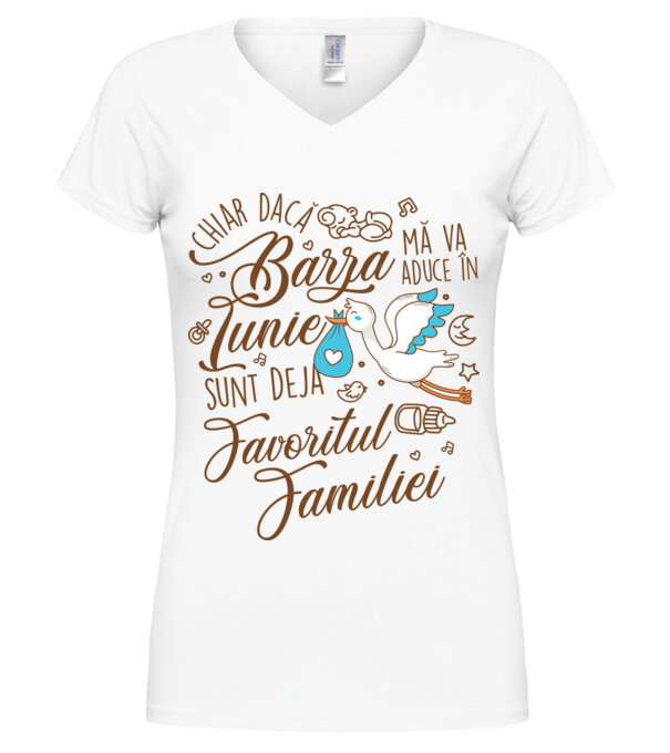  model  pe tricou