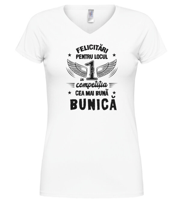  model  pe tricou