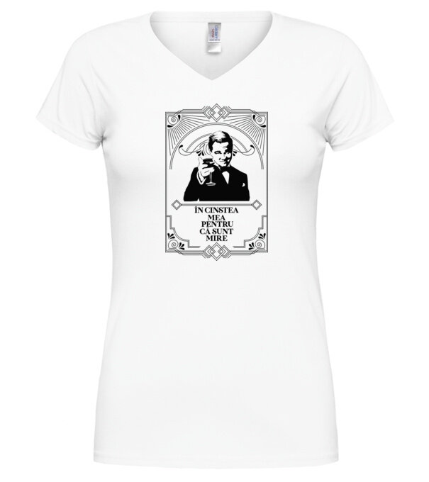  model  pe tricou