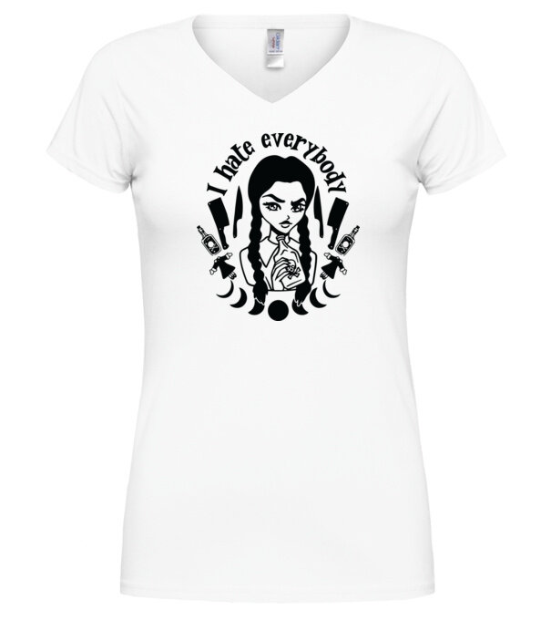  model  pe tricou