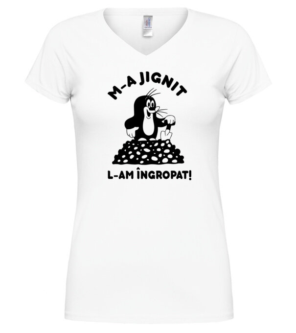 model  pe tricou