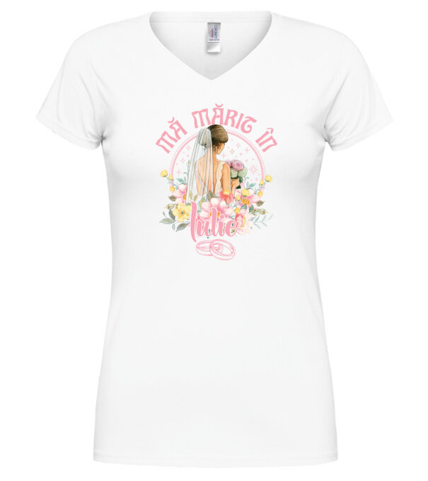  model  pe tricou