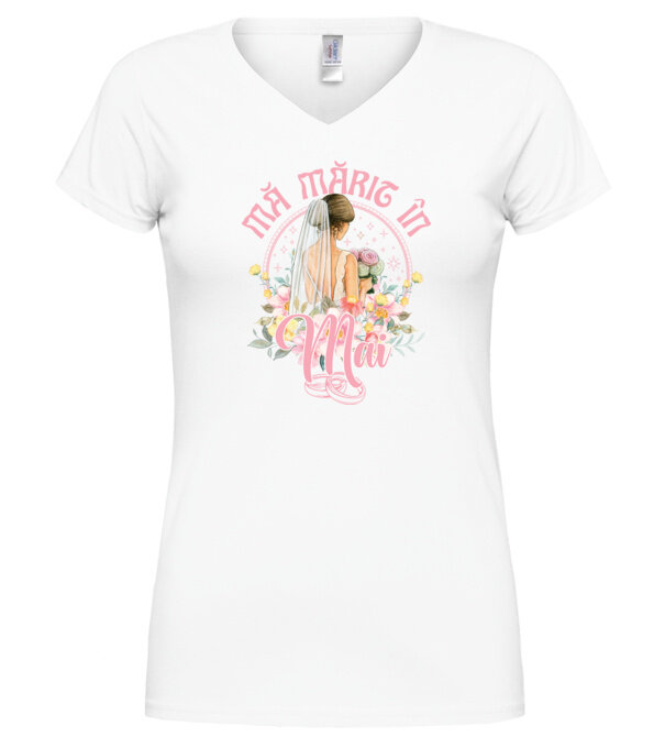  model  pe tricou