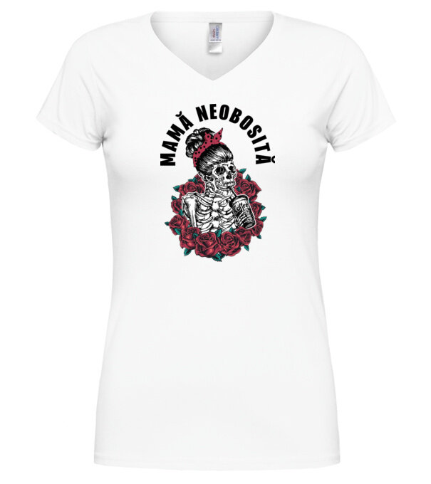  model  pe tricou