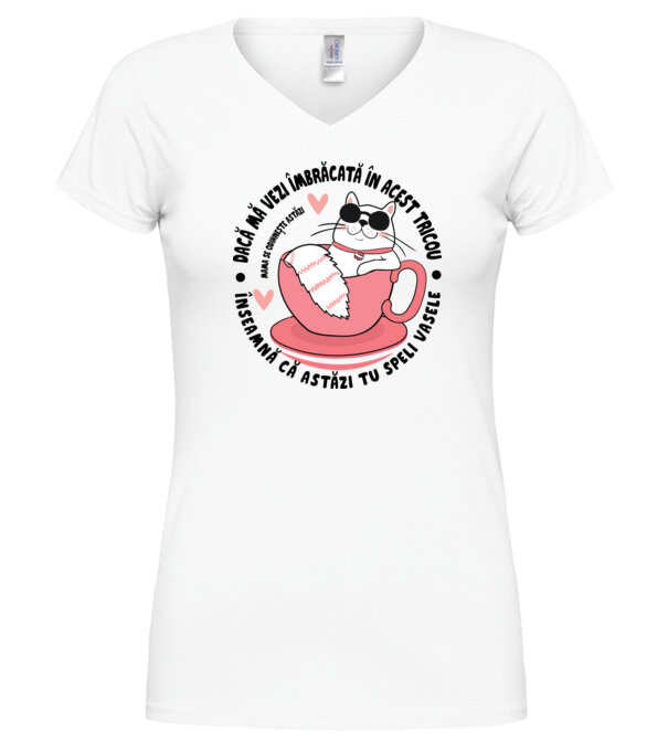  model  pe tricou