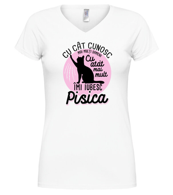  model  pe tricou
