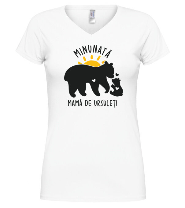  model  pe tricou