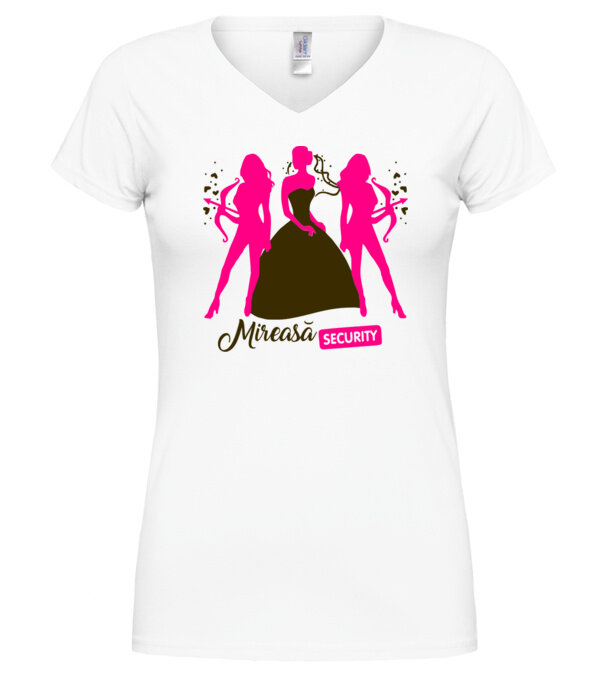  model  pe tricou