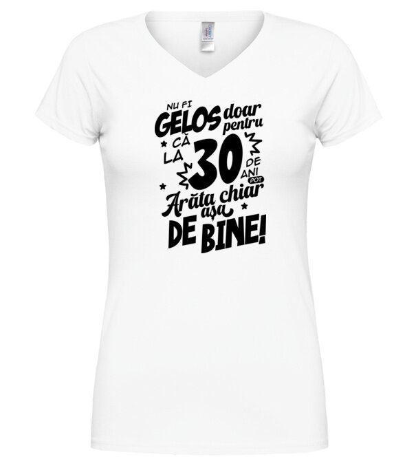  model  pe tricou