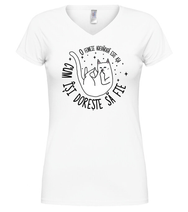  model  pe tricou