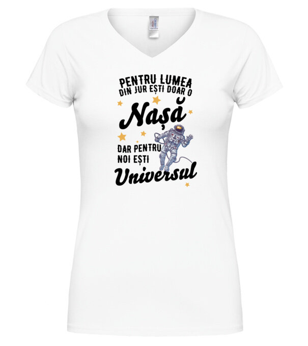  model  pe tricou