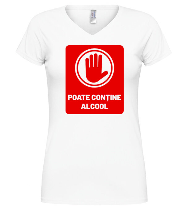  model  pe tricou