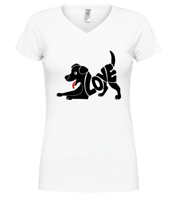  model  pe tricou