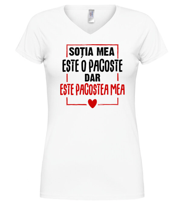  model  pe tricou