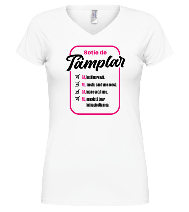  model  pe tricou