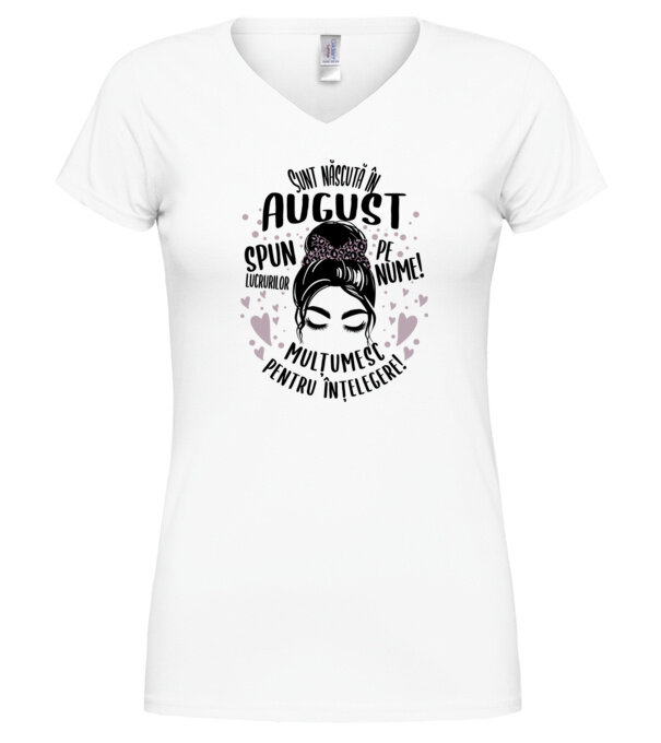  model  pe tricou