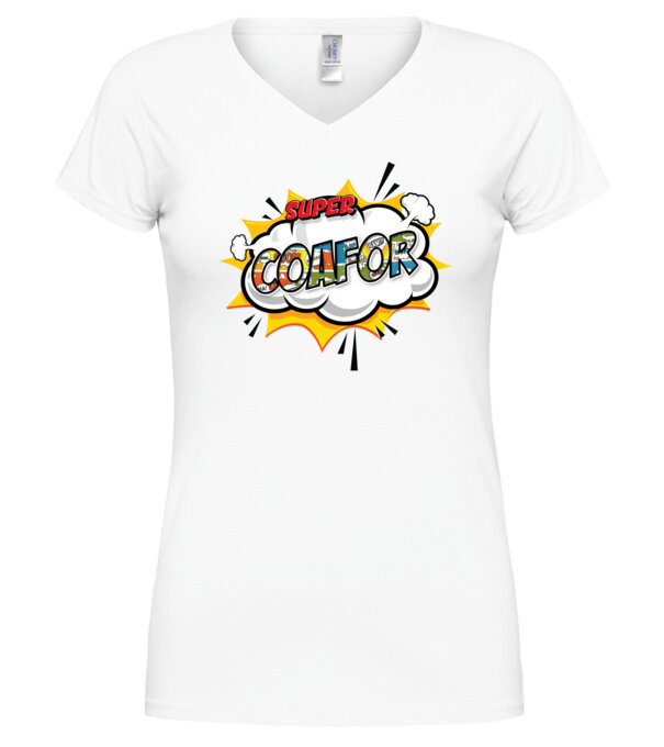  model  pe tricou