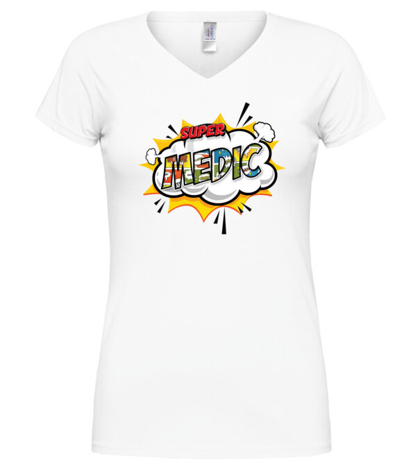  model  pe tricou