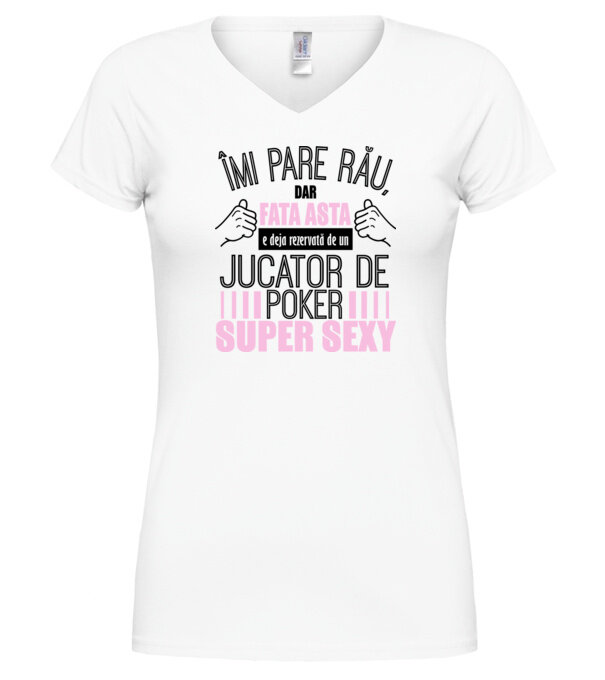 model  pe tricou