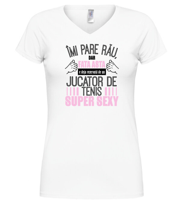  model  pe tricou
