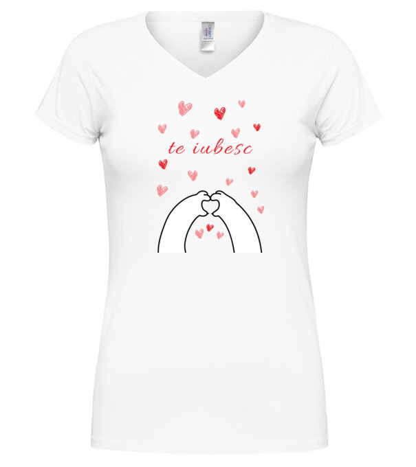  model  pe tricou