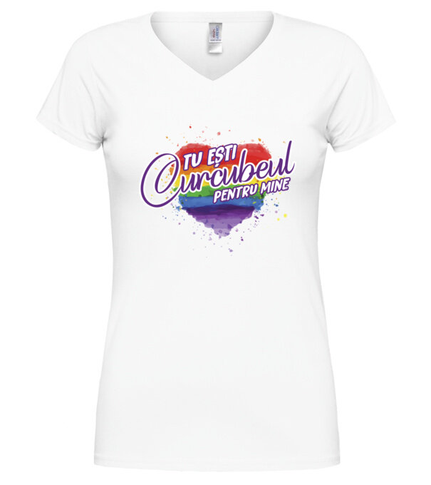  model  pe tricou