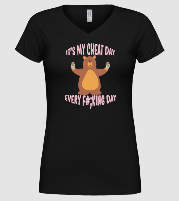 Urs trișor model negru pe tricou