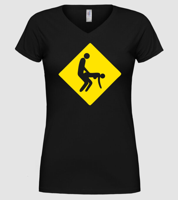 fuck sign model negru pe tricou
