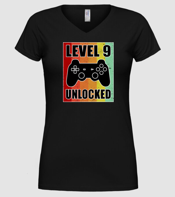 level 9 unlocked retro gamer model negru pe tricou
