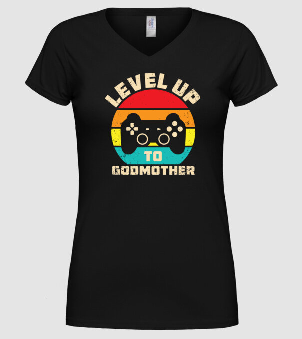 Level Up Godmother model negru pe tricou