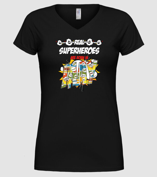 real superheroes are born in may model negru pe tricou