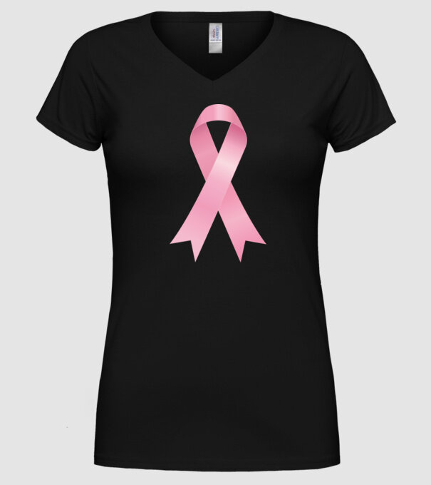 Panglică model negru pe tricou
