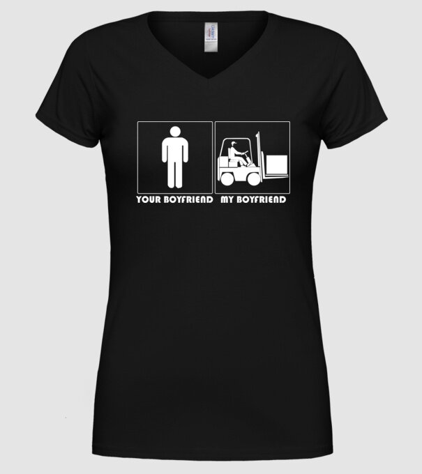 Your BYFRND MBYFRND model negru pe tricou