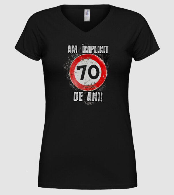Am împlinit 70 de ani! model negru pe tricou
