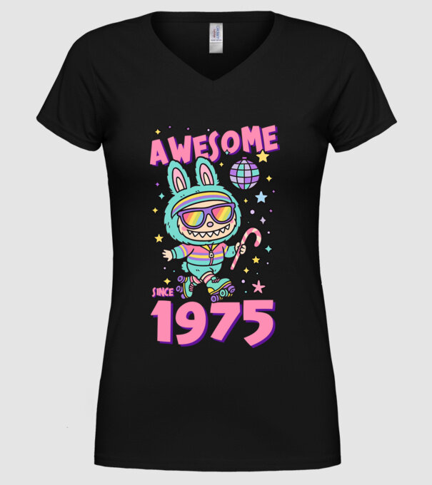Awesome since 1975 - Labubu model negru pe tricou