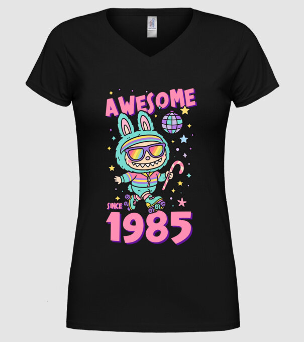 Awesome since 1985 - Labubu model negru pe tricou