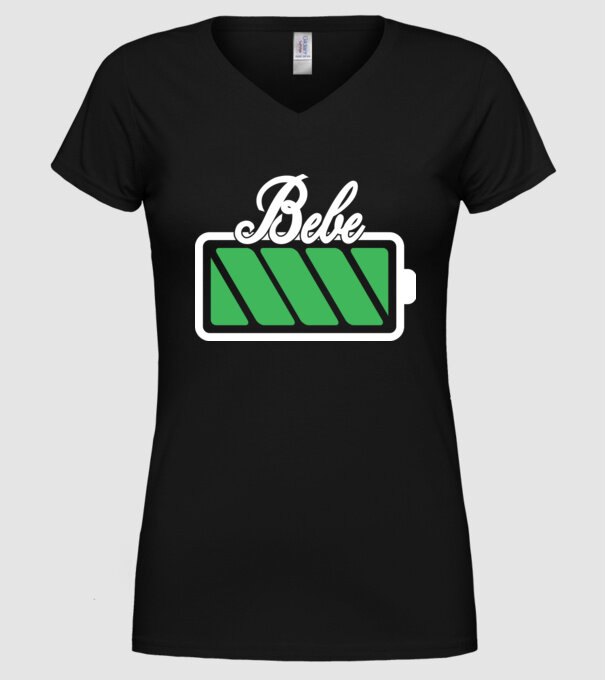 Bebe încărcat model negru pe tricou