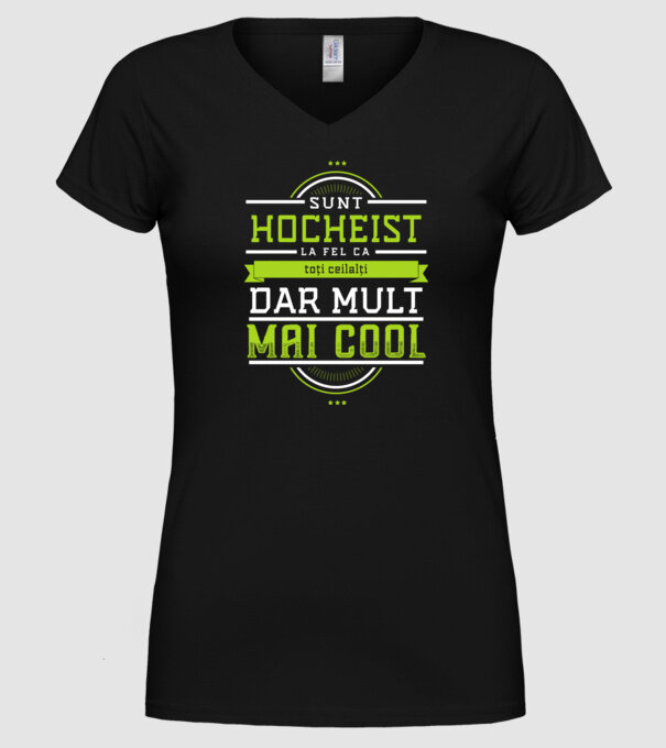 sunt hocheist, la fel ca toți ceilalți, dar mult mai cool model negru pe tricou