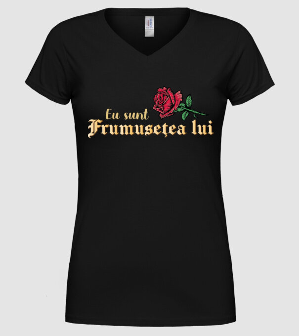 eu sunt frumusețea lui model negru pe tricou