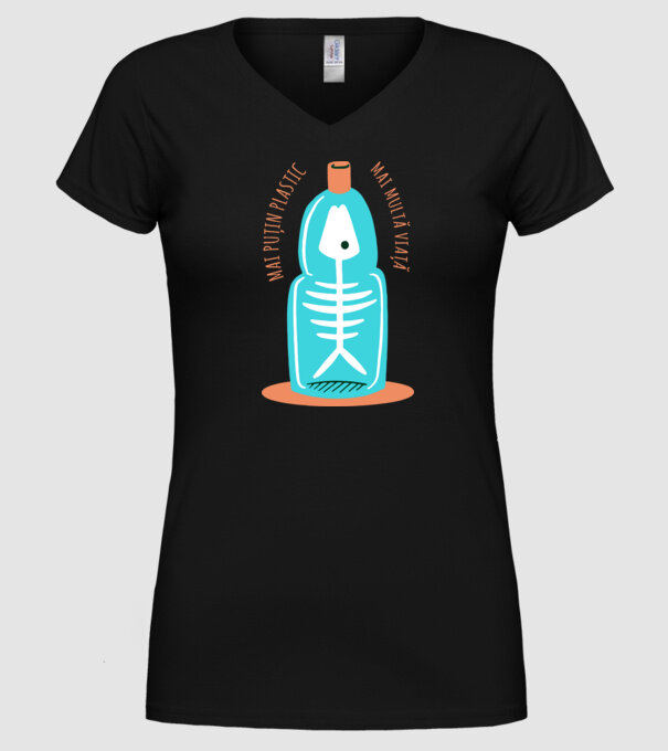 mai puțin plastic, mai multă viață model negru pe tricou