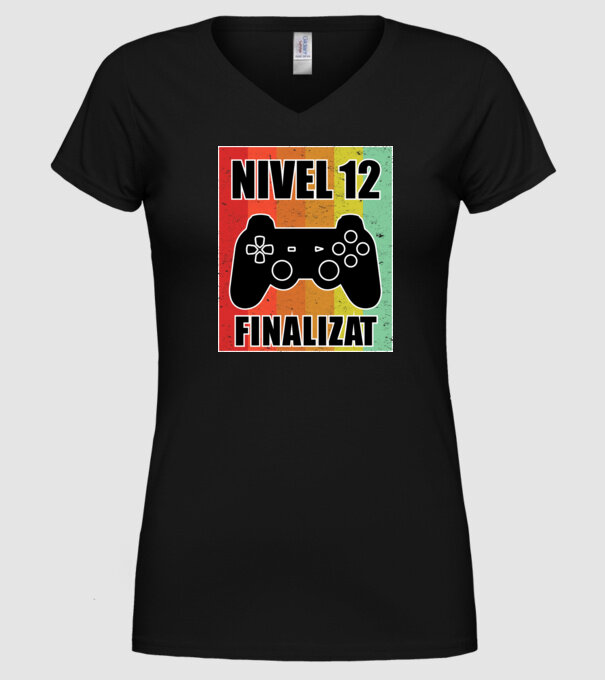 Nivel 12 finalizat model negru pe tricou