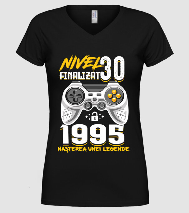 Nivel Finalizat 30 model negru pe tricou