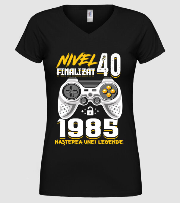 Nivel Finalizat 40 model negru pe tricou