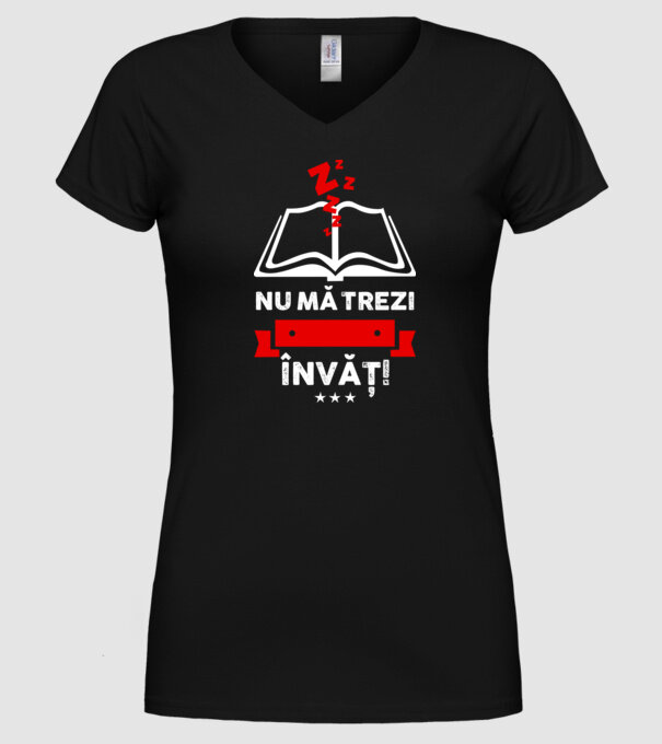 Nu mă trezi, învăț model negru pe tricou