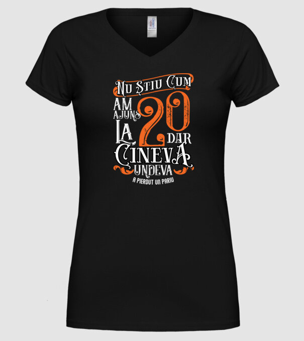 Nu știu cum am ajuns la 20, dar cineva, undeva, a pierdut un pariu model negru pe tricou