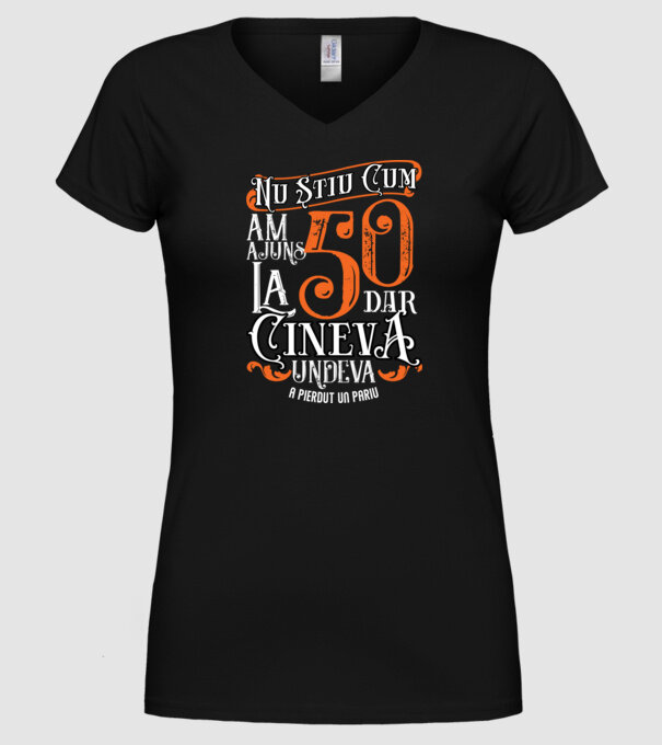 Nu știu cum am ajuns la 50, dar cineva, undeva, a pierdut un pariu model negru pe tricou