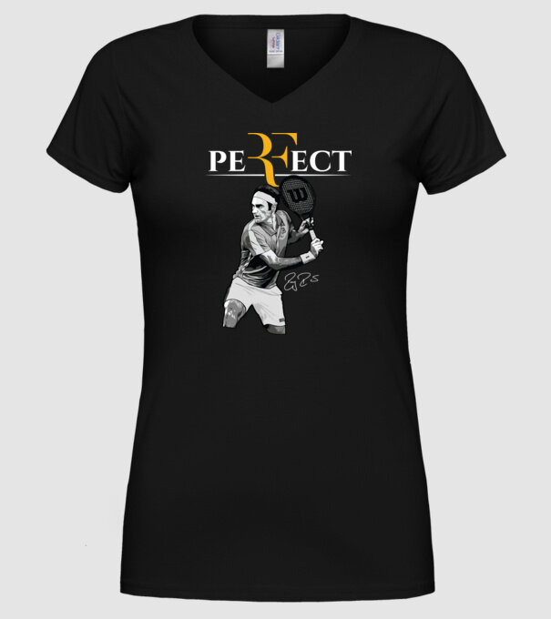 peRFect model negru pe tricou