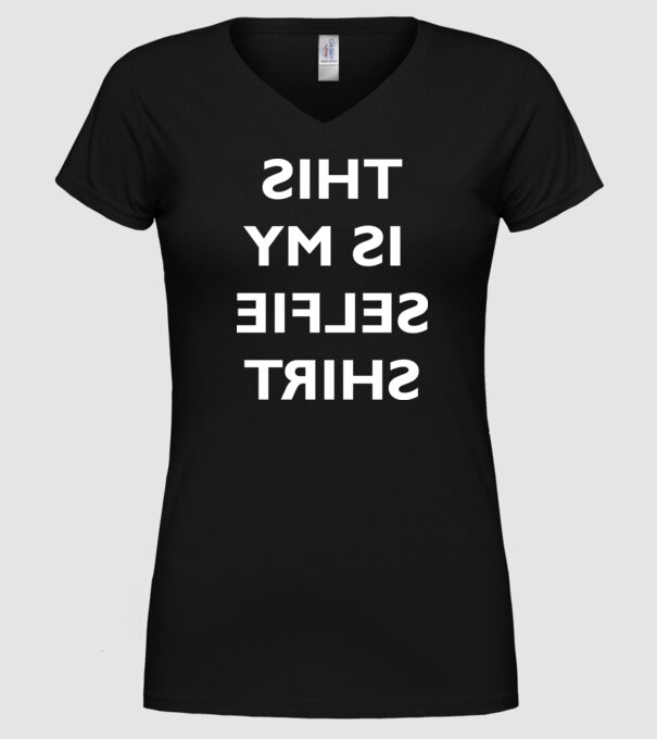 Selfie shirt model negru pe tricou
